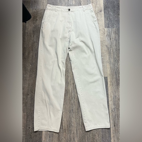 Ladies size 8 Woolrich khaki Pants - Picture 2 of 7